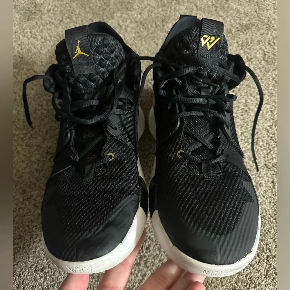 Jordan Men's why not zero.2 basketball shoes.